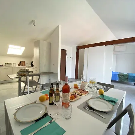 Lejlighed La Rondinella - Loft With Fantastic View On Lake Como Argegno